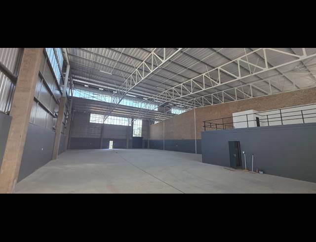 895M² WAREHOUSE TO LET IN SAMRAND BUSINESS PARK